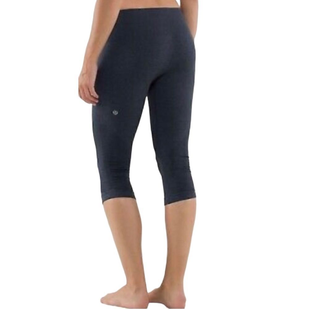 Lululemon Flow Cropped Leggings - Picture 1 of 5